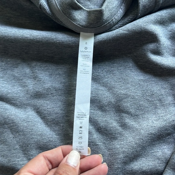 Lululemon All Yours Crew *Terry (8) FINAL SALE - Picture 3 of 3